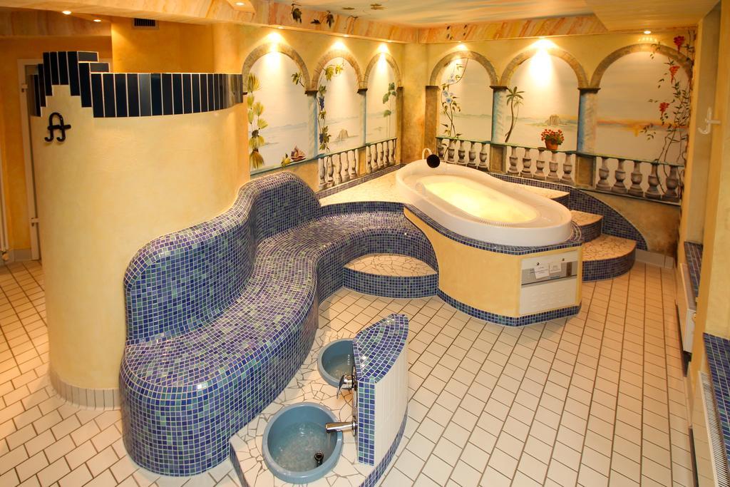 Hotel & Apartments Leugermann Ibbenbüren Екстериор снимка