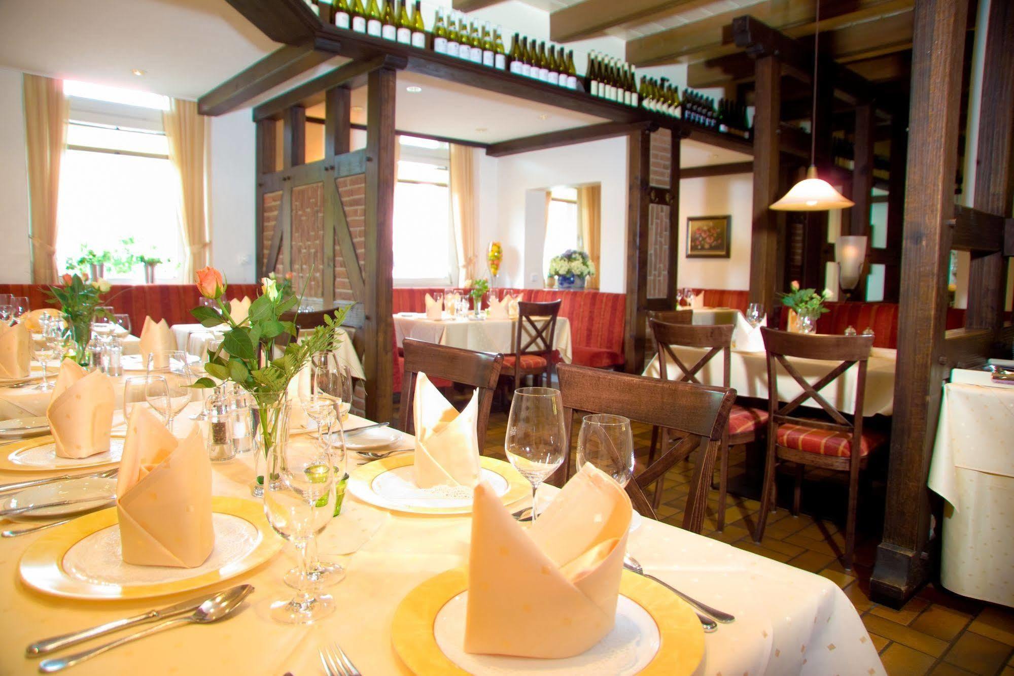 Hotel & Apartments Leugermann Ibbenbüren Екстериор снимка