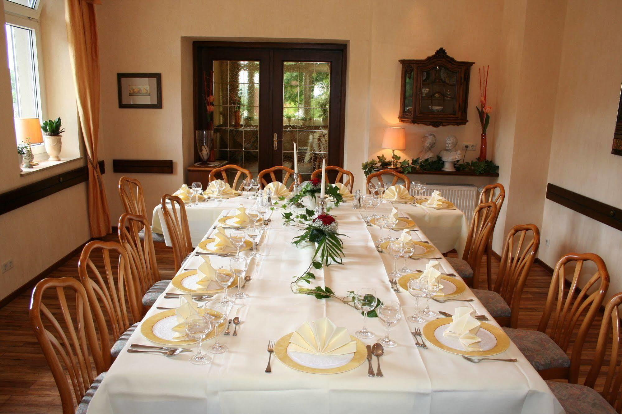 Hotel & Apartments Leugermann Ibbenbüren Екстериор снимка